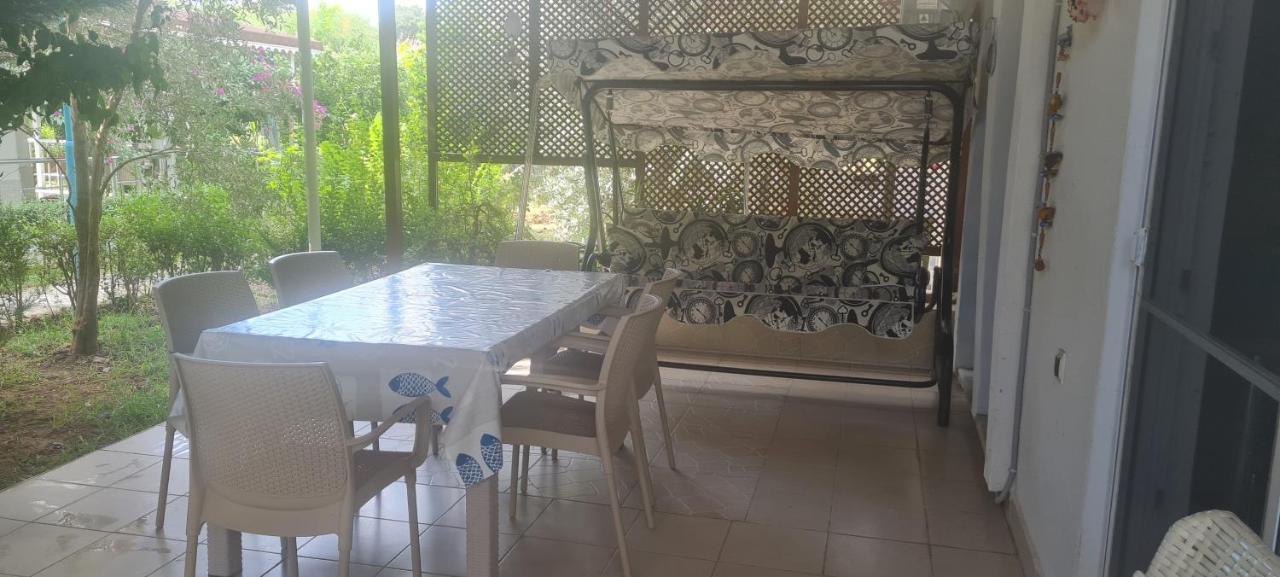 Triblex Villa I Private Beach I Walking Distance To The Sea 300 Meters Side Exterior foto