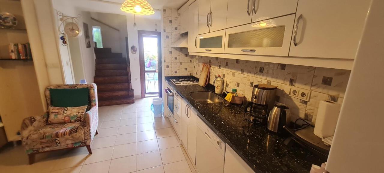 Triblex Villa I Private Beach I Walking Distance To The Sea 300 Meters Side Exterior foto